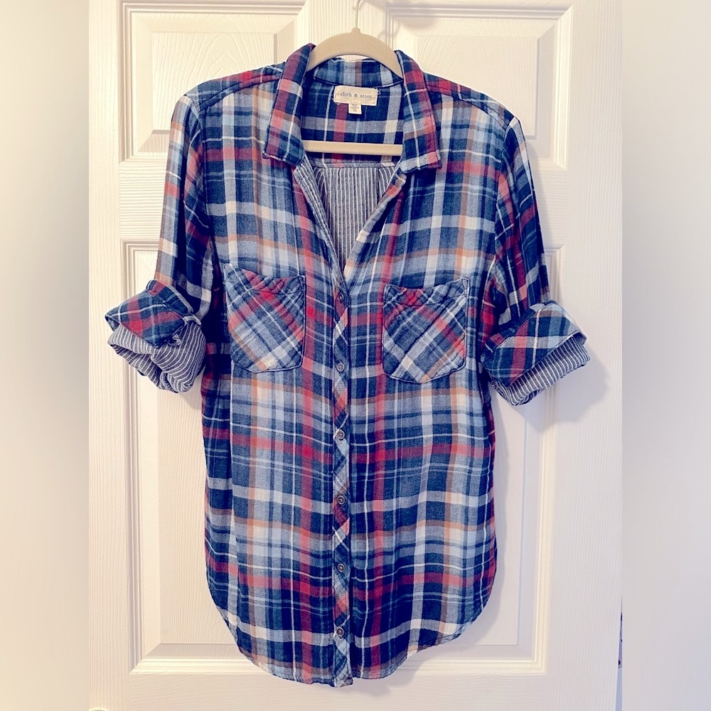 Cloth & Stone long-sleeved shirt. Size M.